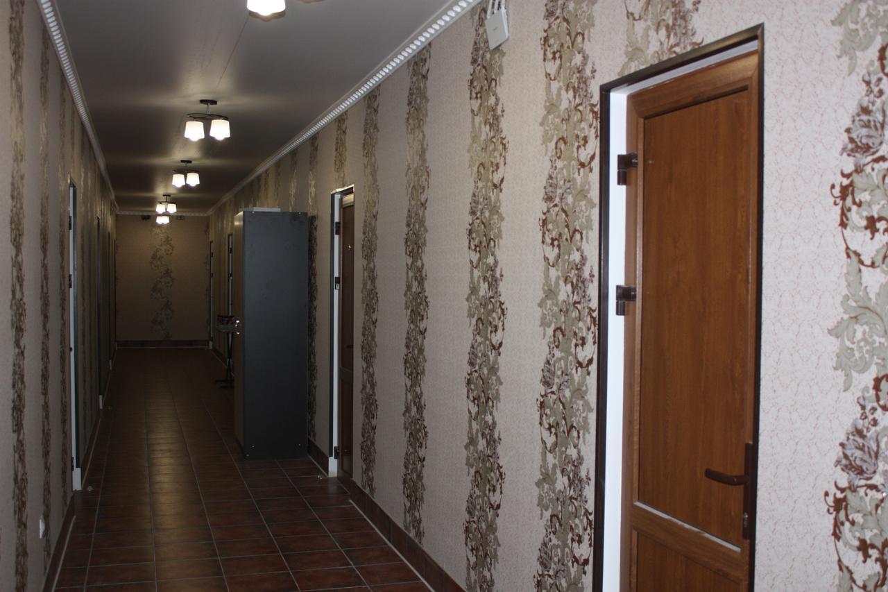 Viktoria Hotel Pizunda Bagian luar foto